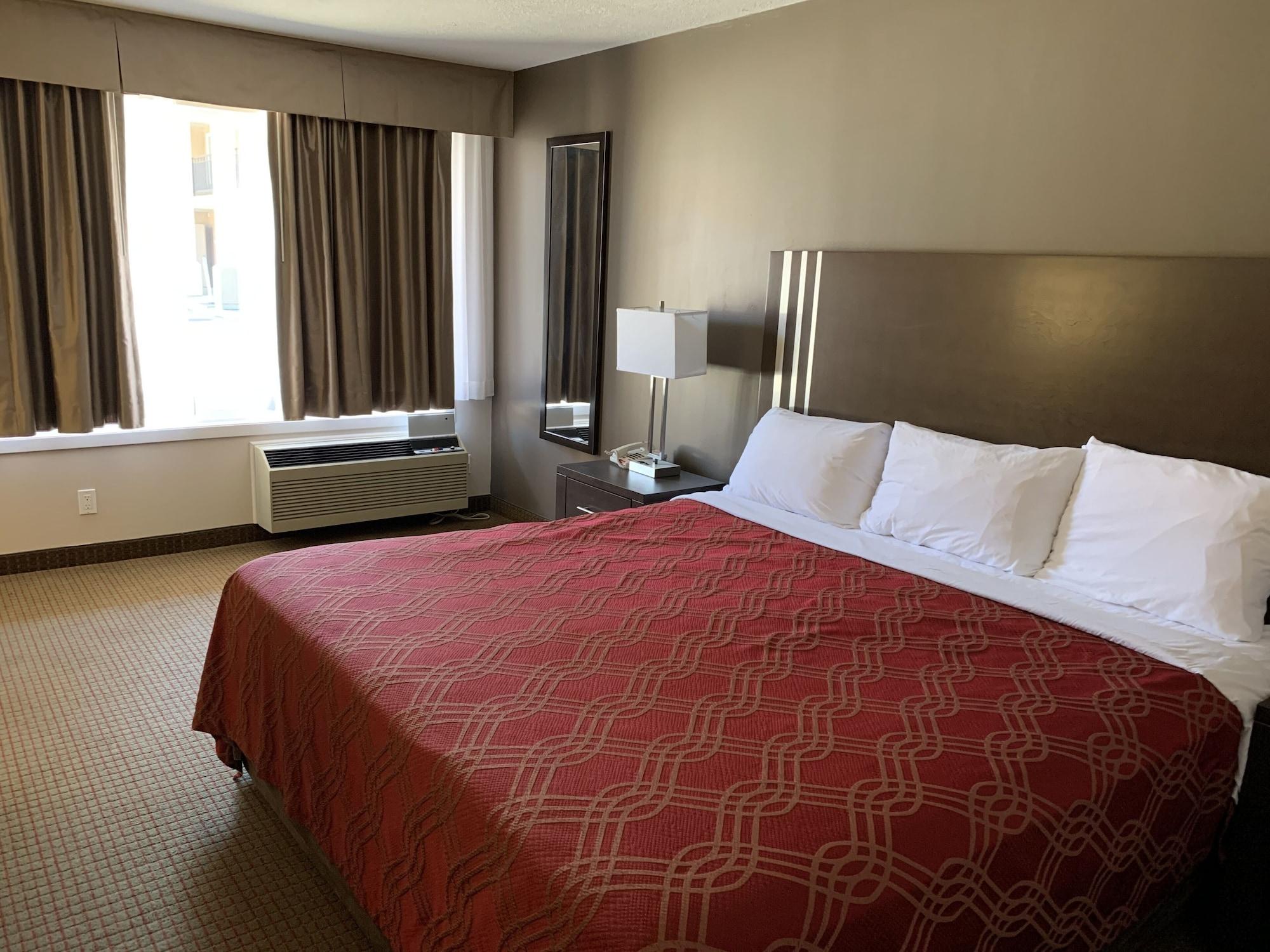 Econo Lodge Inn & Suites Lethbridge Dış mekan fotoğraf